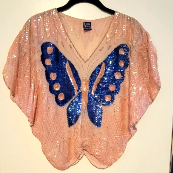 Tops - Beautiful vintage butterfly silk sequined top